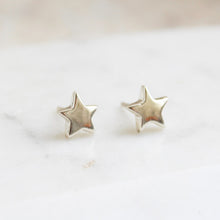 Load image into Gallery viewer, Star Stud Earrings